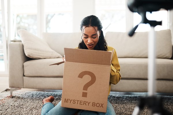 Plongée dans le monde enchanteur des mystery boxes